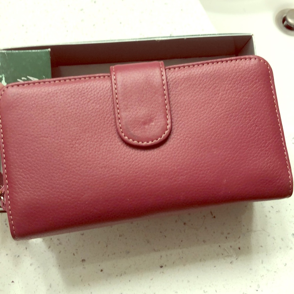 NWOT leather wallet